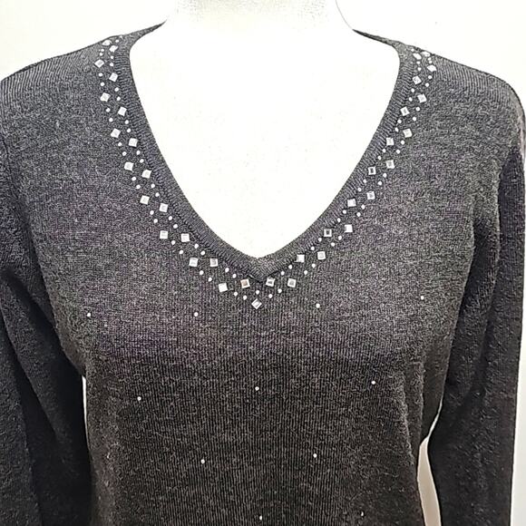 Carolyn Taylor Womens Embellished Long Sleeve V-Neck Gray Sweater w/Scarf Size M - Picture 7 of 11